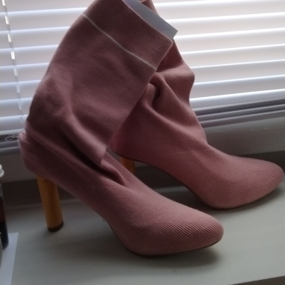 Sock boots